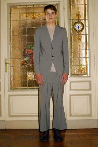 Look 18